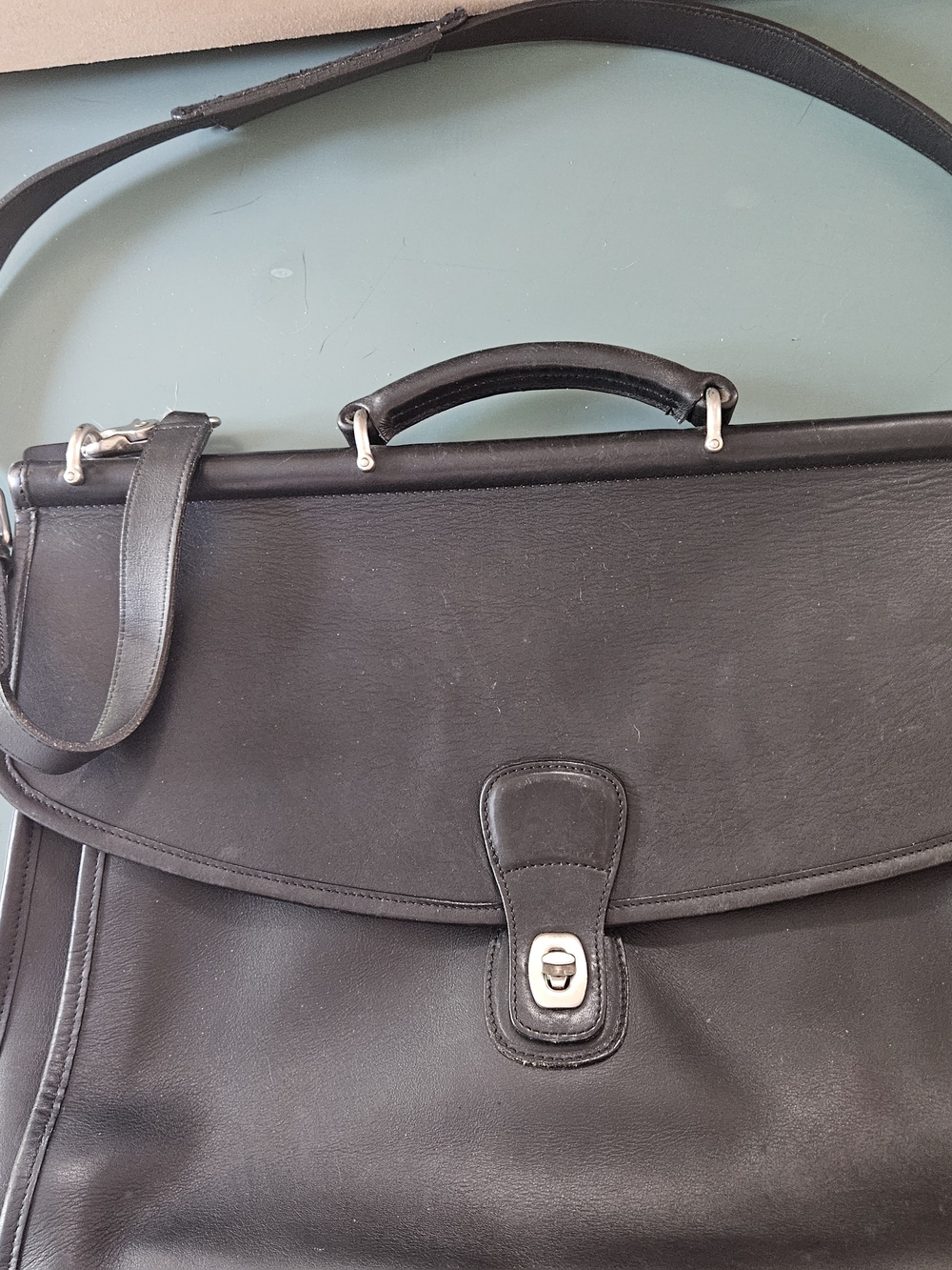 Vintage Coach Beekman 5366 Leather Briefcase Laptop Bag Turnlock